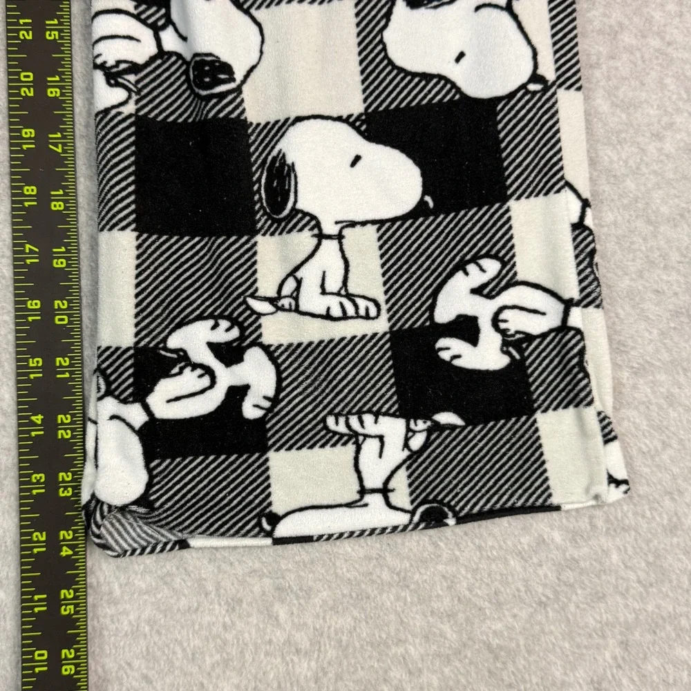 Peanuts Snoopy Pajama Pants Womens Medium Buffalo Plaid Black/White Fleece Pants